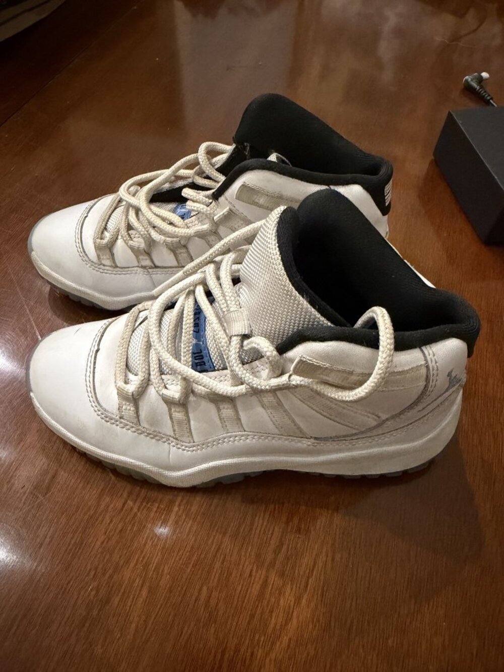 Air Jordan 11 Legend Blue Kids Sneakers Size 1Y - Fair